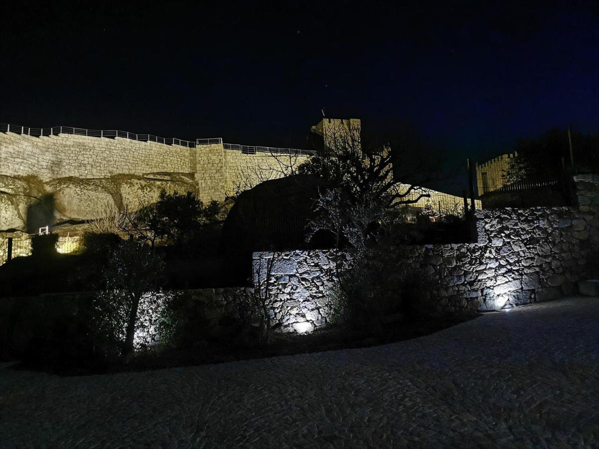 Casa Do Penedo Castle House Villa Linhares  Exterior photo